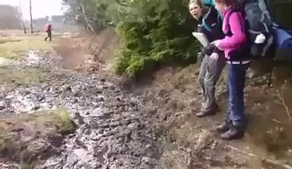 OMG...!!!!! what happened with this beautiful girl :P