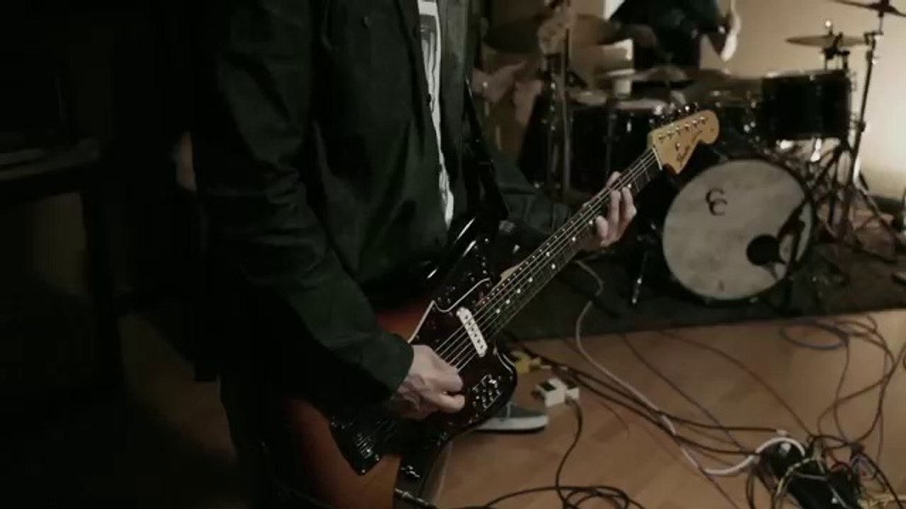 The_waiting_room_-_balance_and_composure