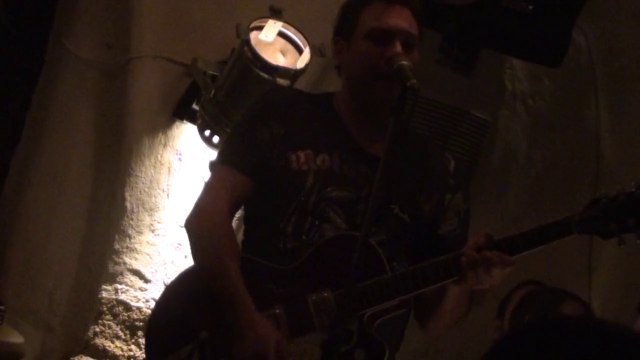 Στέλιος Μακρυπλίδης (21 Φεβρουαρίου, Ρόδος, Stoa Bar)