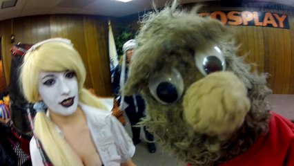 BIGFOOT vs. HARLEY QUINN at FANTASTICON CrazY MarK COSPLAY