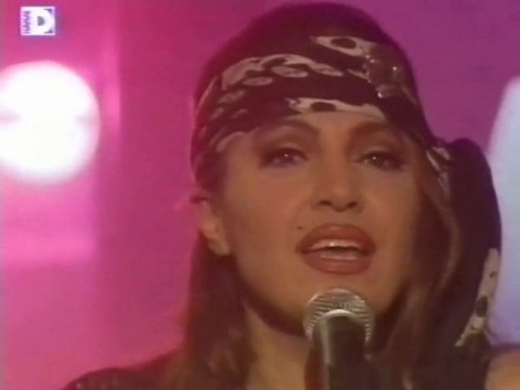 Seyyal Taner - YALANCI BAHARLAR video NOSTALJI kanal d (ÖZEL ARSIV)