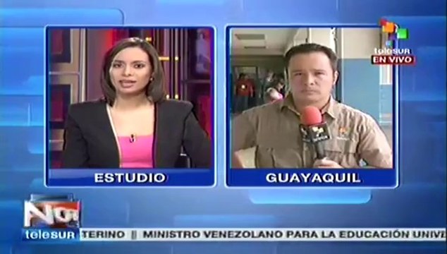 Acude canciller de Ecuador a sufragar en comicios seccionales