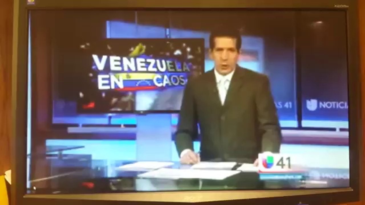 Violencia opositora llega a Nueva York: Arrestada manifestante por agresión