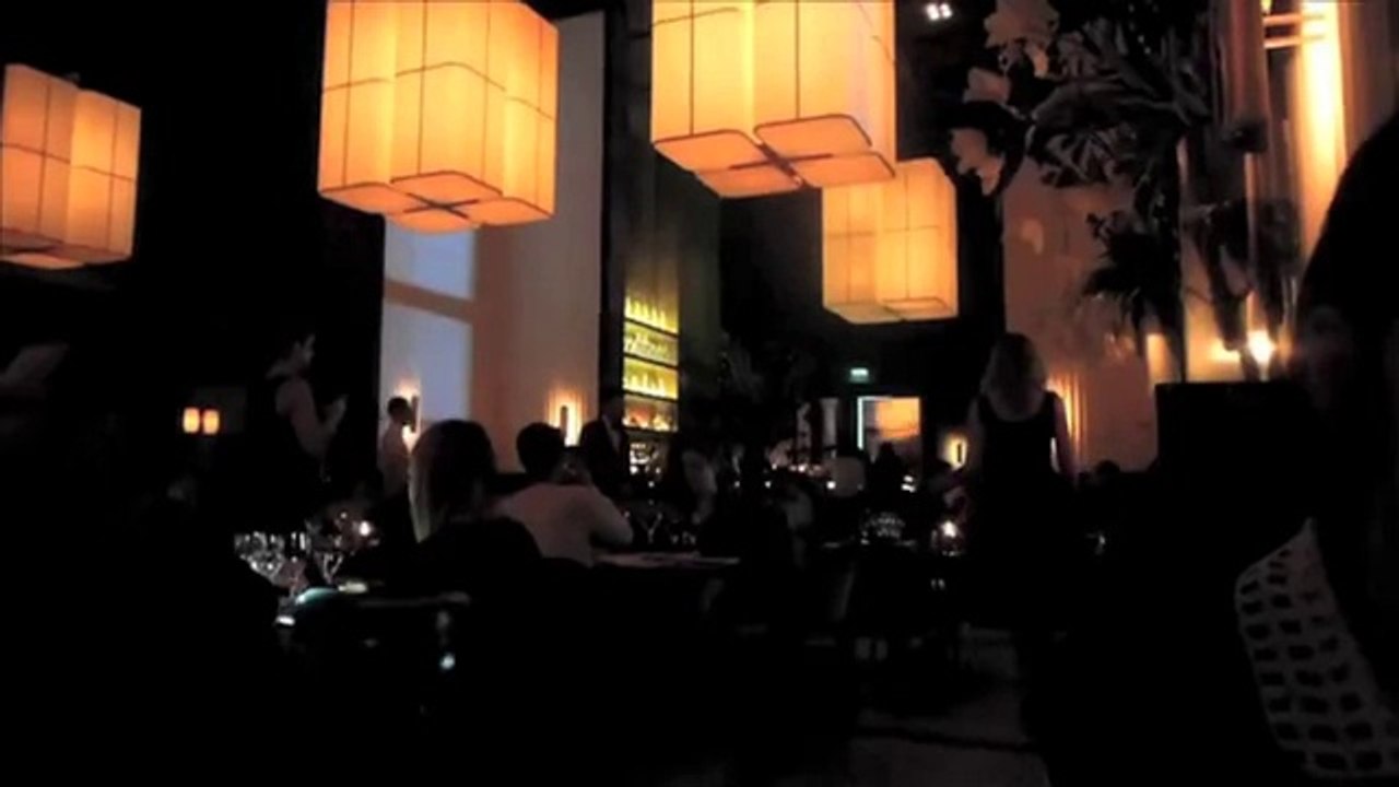 Faut-il y aller ? Monsieur Bleu par @SimonSaysFR