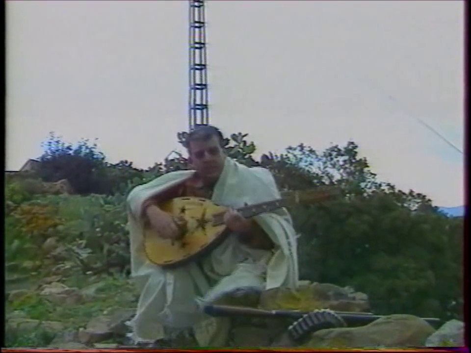 OUAZIB Ayam xixiw suivi d'un live de  AREZKI MOUSSAOUI