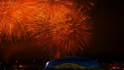 Skies over Sochi lit up for Olympic closing ceremony