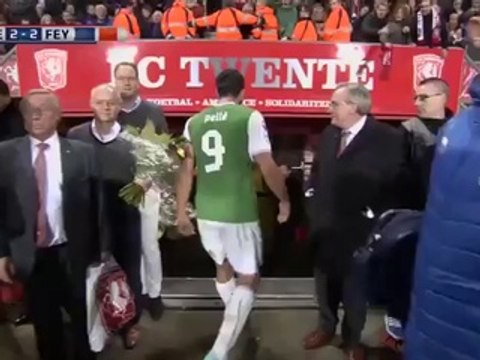 Enervé par l'égalisation dans les arrêts de jeu, Graziano Pelle casse les installations de Twente