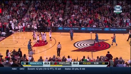 Le contre exceptionnel de Thomas Robinson sur Corey Brewer