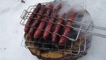 Comment faire des grillades dans la neige simplement avec BioGrill!