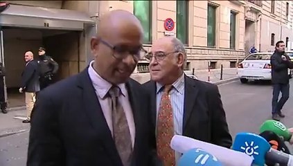 ETA se llevó las armas tras exhibirlas ante los "verificadores"