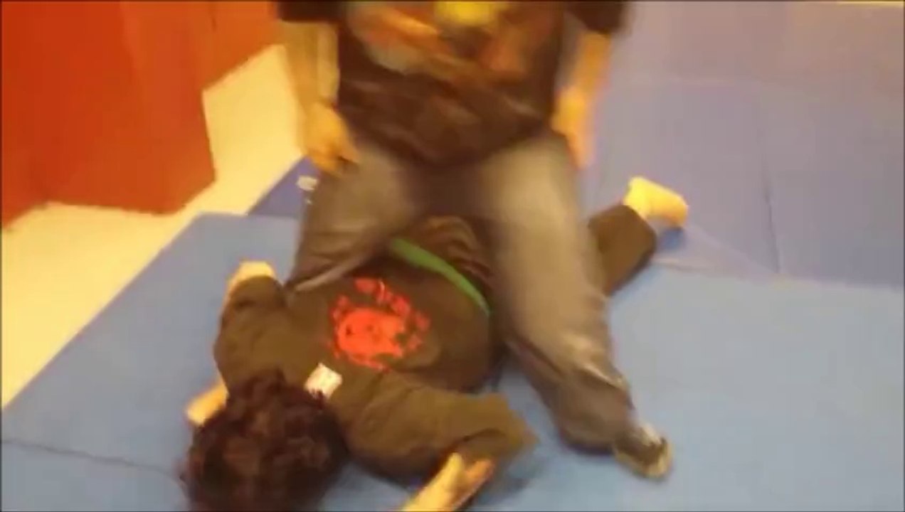 Shishikan Flow and transitional locking