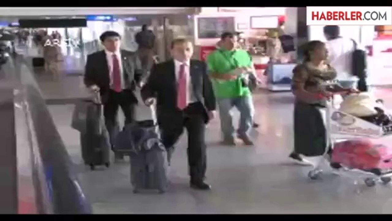 Cüneyt Çakır, Derbideki Yönetimiyle Övgü Aldı