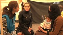 Angelina Jolie makes humanitarian trip to Lebanon