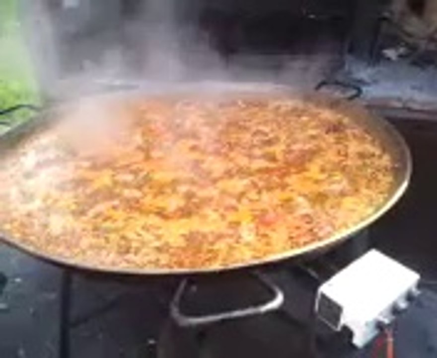 PAELLAS GIGANTES LA BAMBINA