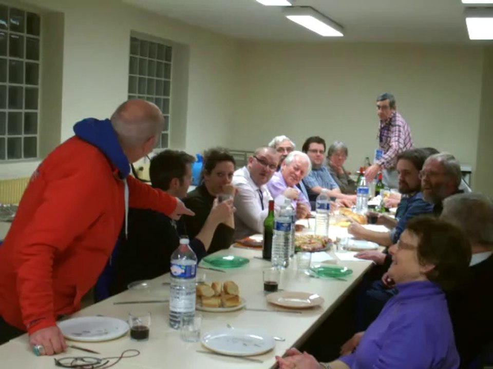 repas de modelisme reunis