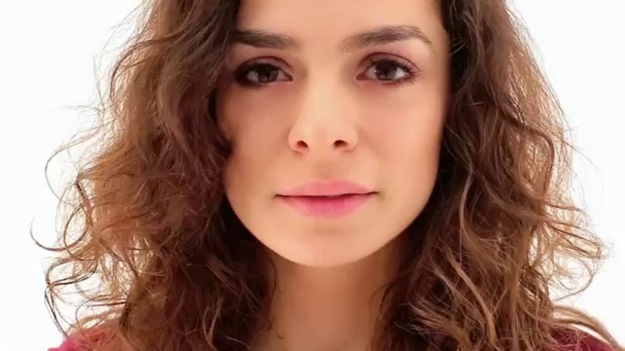 Ünlü Sanatçılardan Seçmene OY VER Çağrısı