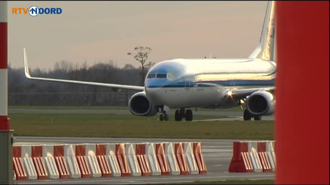 De Olympiers landen op Groningen Airport Eelde. - RTV Noord
