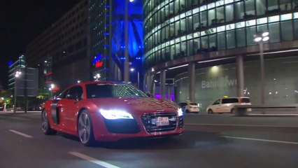 Download Video: AUDI R8 e tron Driving Scenes