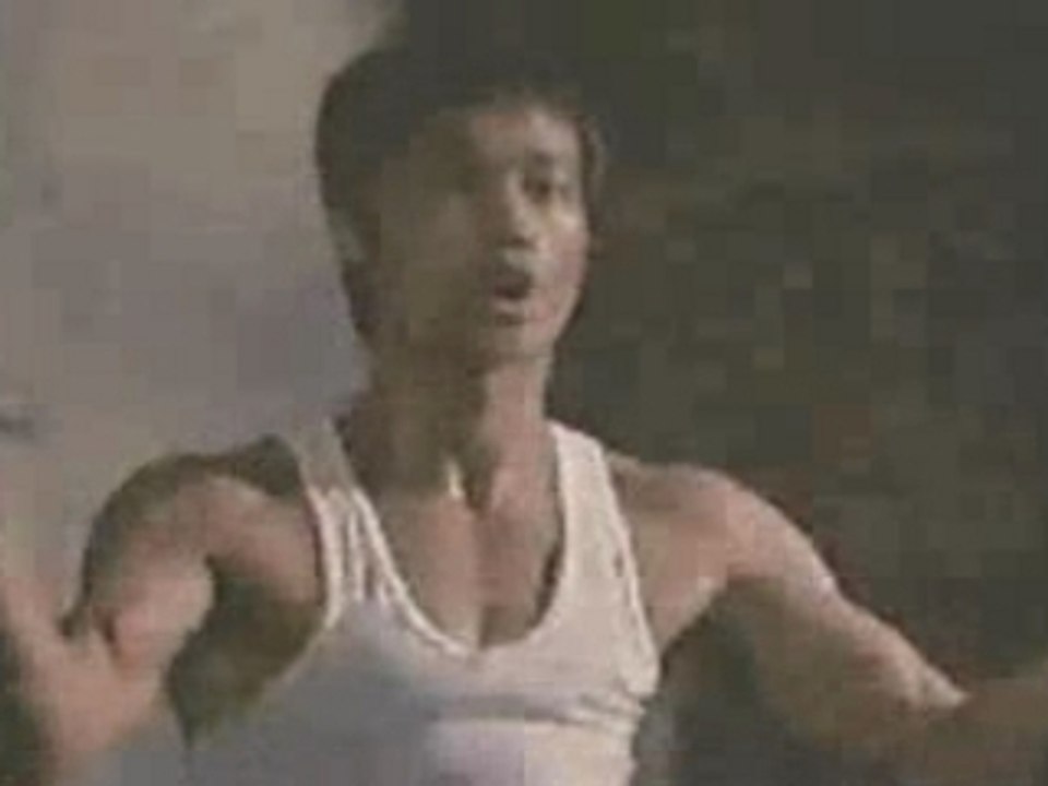 Bruce LEE
