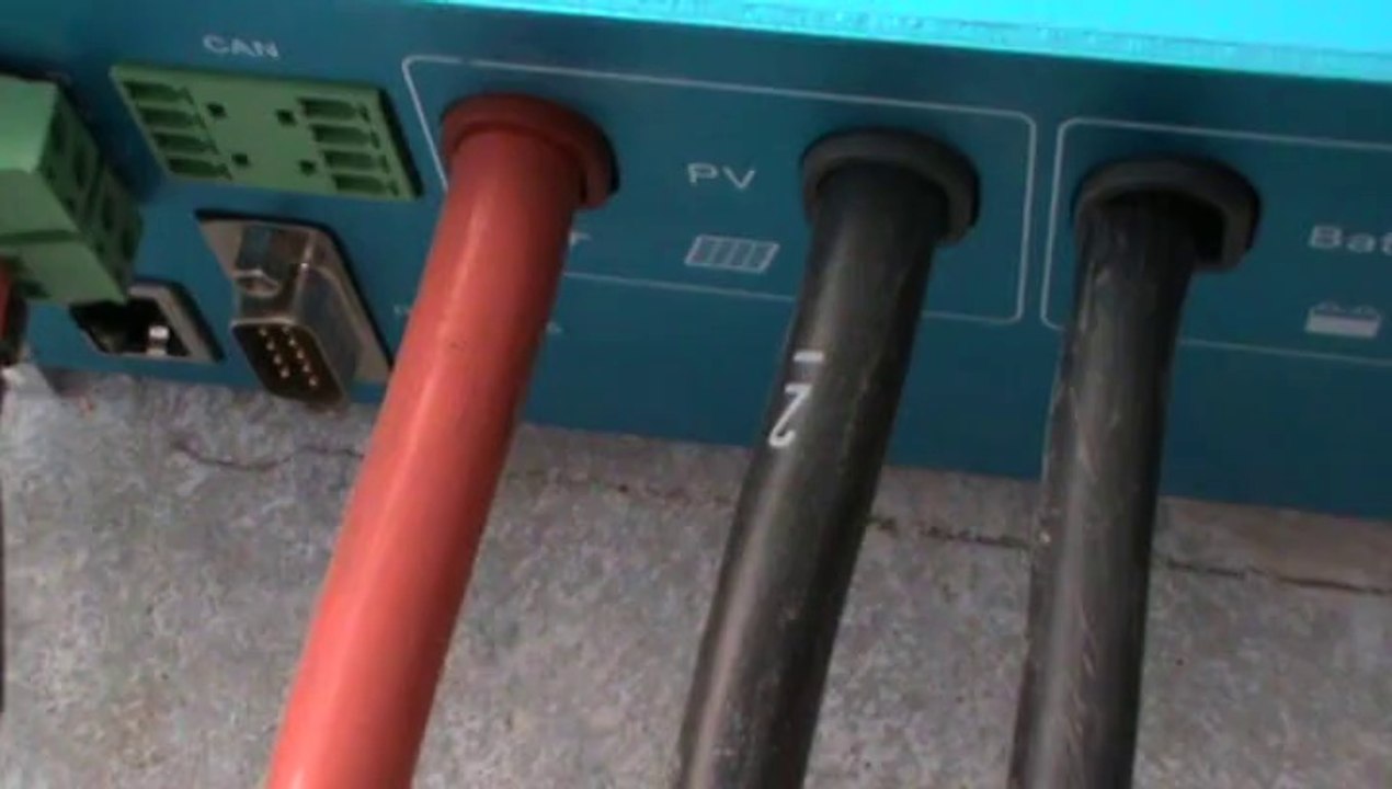 MPPT charge controller temperature sensor
