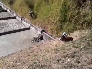 CONDUCCION DE LODOS A LOS PATIOS DE SECADO