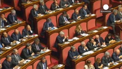 El Senado italiano da su confianza a Renzi