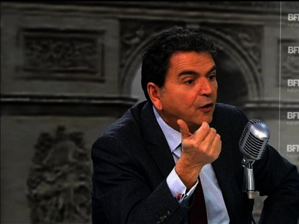 Pierre Lellouche: "Manuel Valls me dit je t'emmerde" - 25/02