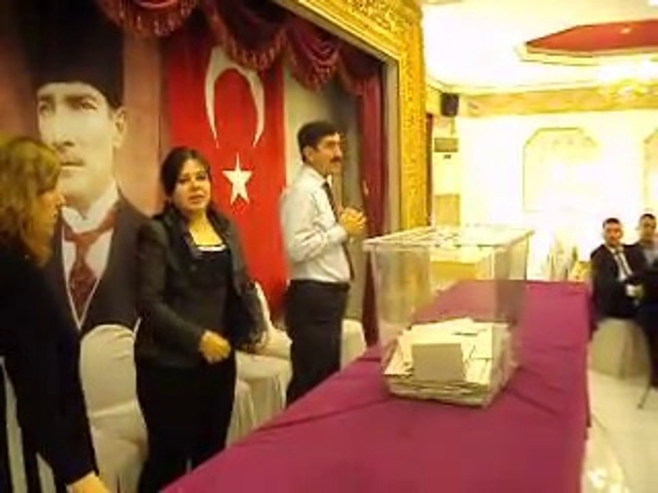 MOV02300