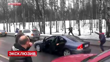 Des automobilistes se tirent dessus en Russie