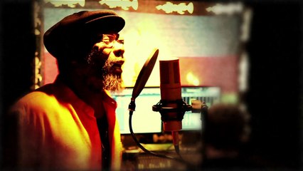 Lek Sen ft Clinton Fearon - Maney