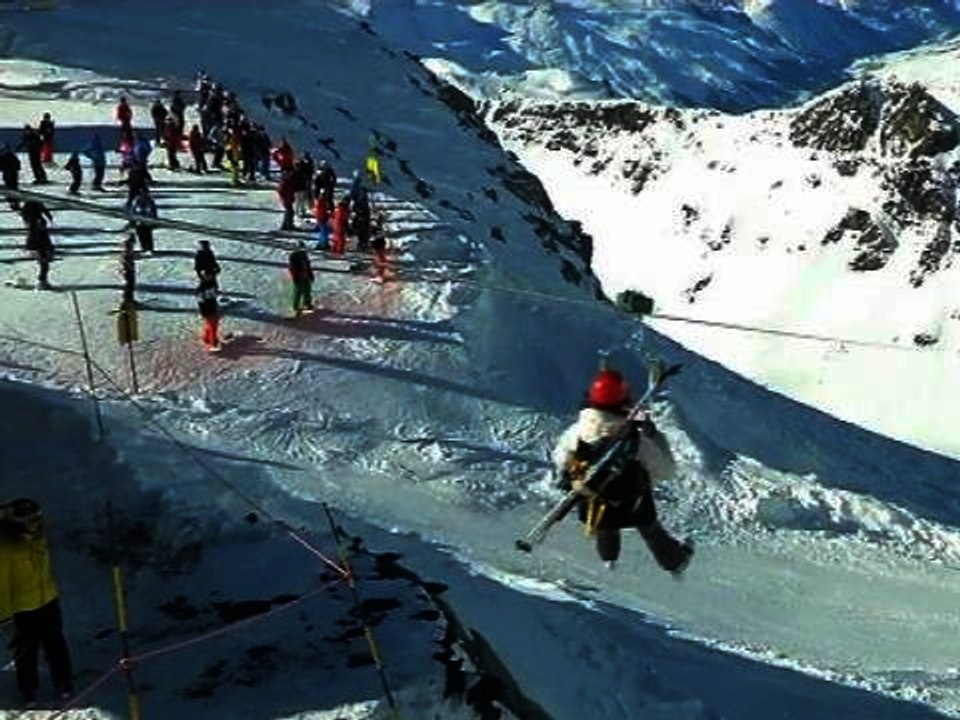 Val Thorens innove avec une tyrolienne à plus de 3.000m d'altitude - 25/02