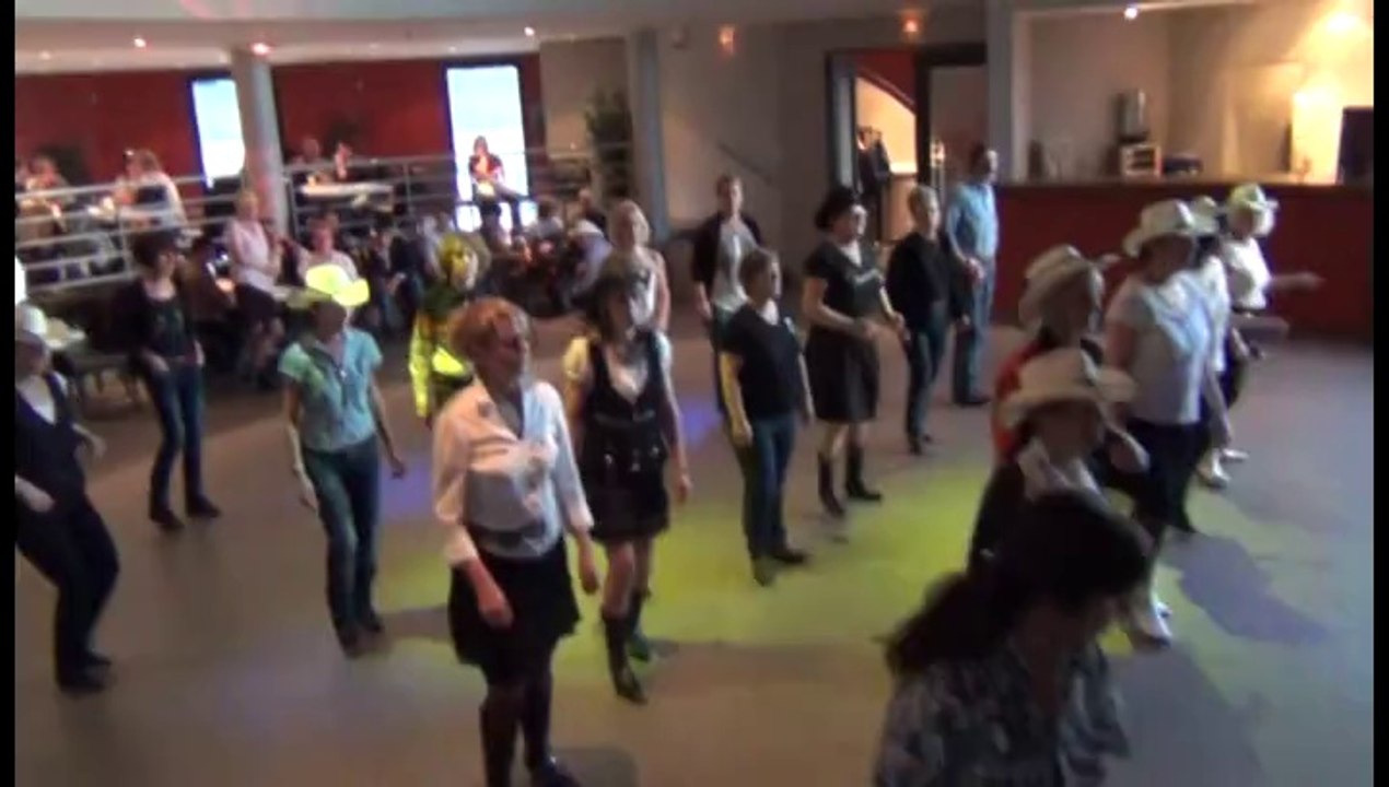 Medley Playlist du 16 Février par DJ Cowgirl Chris au Studio 120 à Cournon (63) - 2ème partie