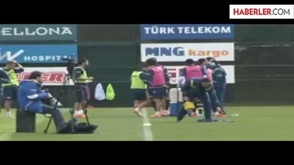 Fenerbahçe'de Moussa Sow, Takımla Çalıştı