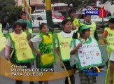 Ante los graves casos de violencia entre escolares, una docente de la institución educativa San Luis de La Paz de Nuevo Chimbote pide más profesionales de psicología para asistir a la población estudiantil.