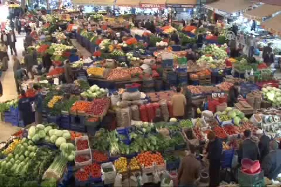 Asırlık Kadınlar Pazarı'nın son "kadın" pazarcıları