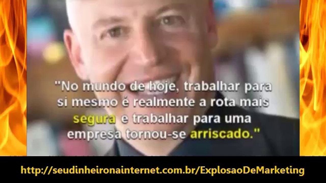 Homens de Negócios de Sucesso Falando Sobre Marketing Multinível - Curso Explosão de Marketing