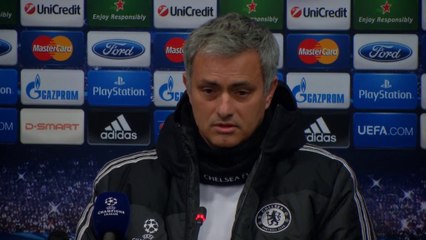 Mourinho: "Fue una conversación privada, Etoo no está enfandado"