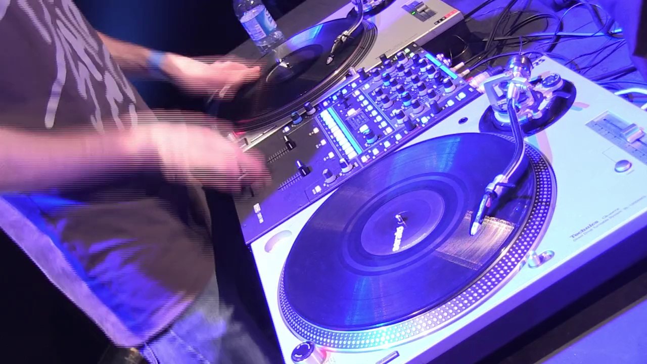 TKO 2014 - Choc des titans - DJ ADJECTIF