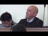 Aversa (CE) - Consiglio, il sindaco si allontana e Dello Vicario si infuria (25.02.14)