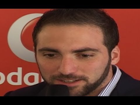 Napoli - Vodafone, Higuain e Hamsik testimonial della rete 4G -live- (25.02.14)