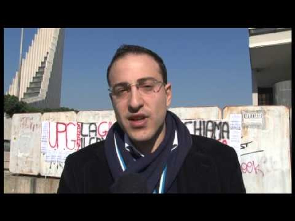Napoli - La protesta dei precari della giustizia -2- (25.02.14)