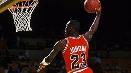LEGENDARY MOMENT 2 - MICHAEL JORDAN