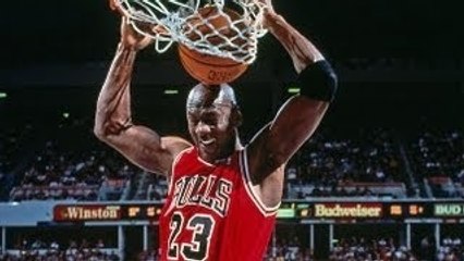 LEGENDARY MOMENT 4 - MICHAEL JORDAN
