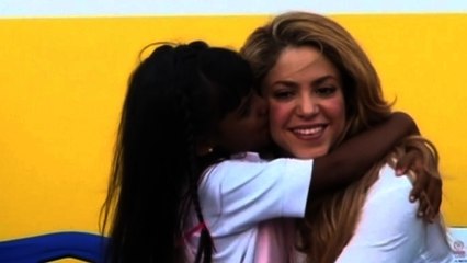 Shakira opens school for needy children in Cartagena