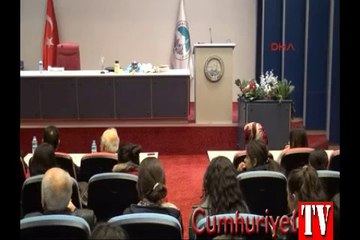 Cem Yılmaz'a züppe, Murat Boz'a sanatçı bozuntusu dedi