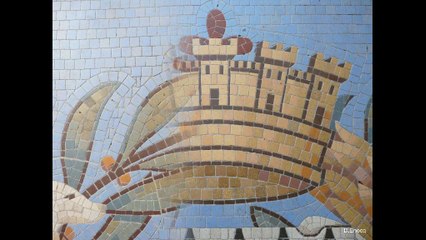 Immeuble dans Rennes dont l'entrée est en mosaïque d'Odorico