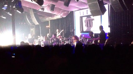 Serkan Kaya - Demet Akalın - Mesele (Club ViTRiN)