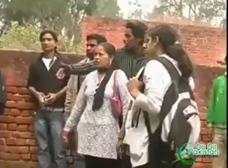 Couple caught on date on Valentine day