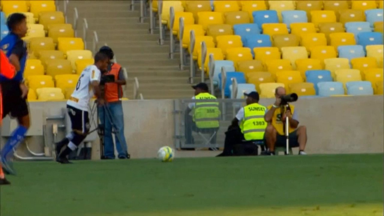 Top5: Romarinho-Hammer schlägt Kult-Keeper Ceni