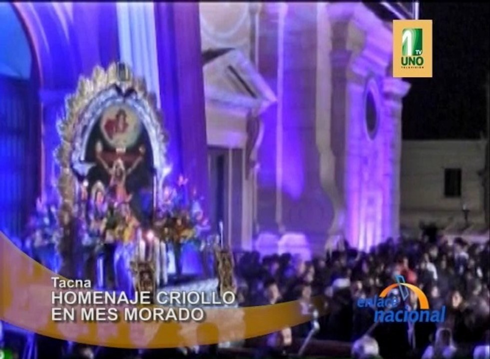 . En medio de las actividades por el mes morado, la primera guitarra del Perú, don Óscar Avilés recibió un merecido homenaje.